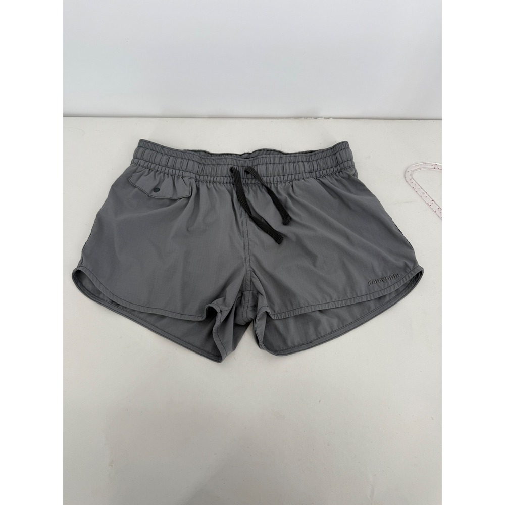Patagonia Women Gray Lightweight Athletic Shorts Drawstring Pockets Size 2